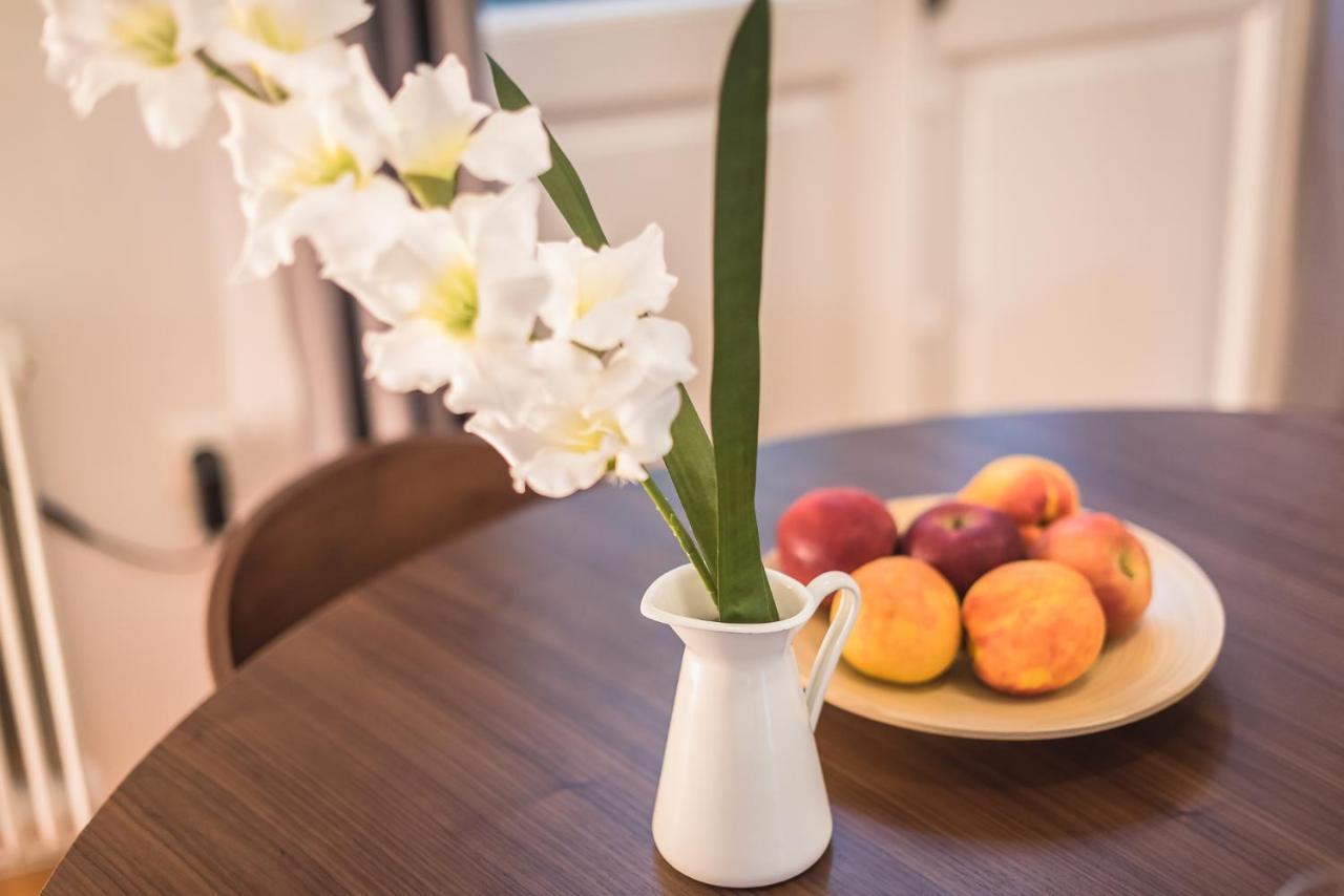 Apartament Mavrogenous - The Mansion Ateny Zewnętrze zdjęcie